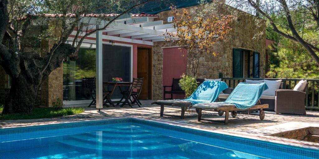 Maria Elena Villas Néos Marmarás Quarto foto
